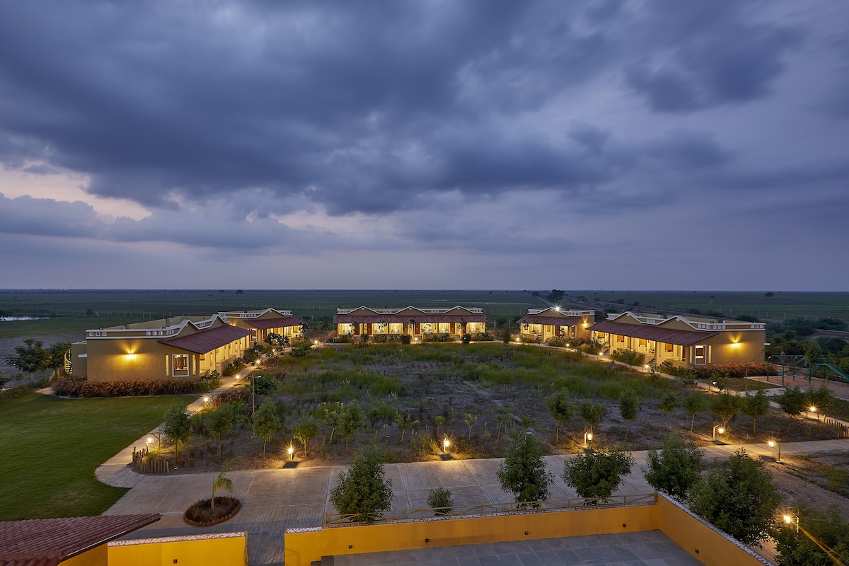 Blackbuck Safari Lodge (Deluxe Room) image 1