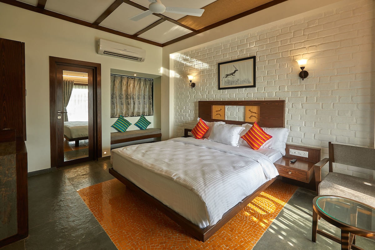 Blackbuck Safari Lodge (Deluxe Room) image 3