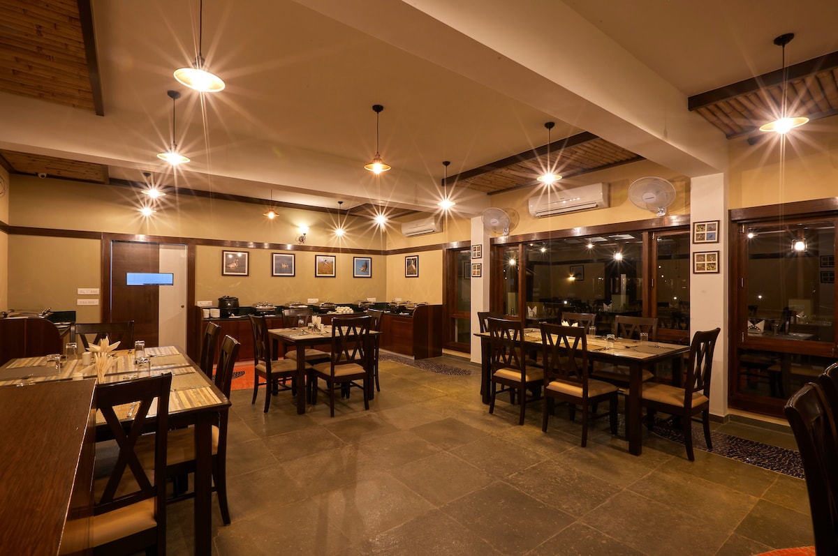 Blackbuck Safari Lodge (Deluxe Room) image 4