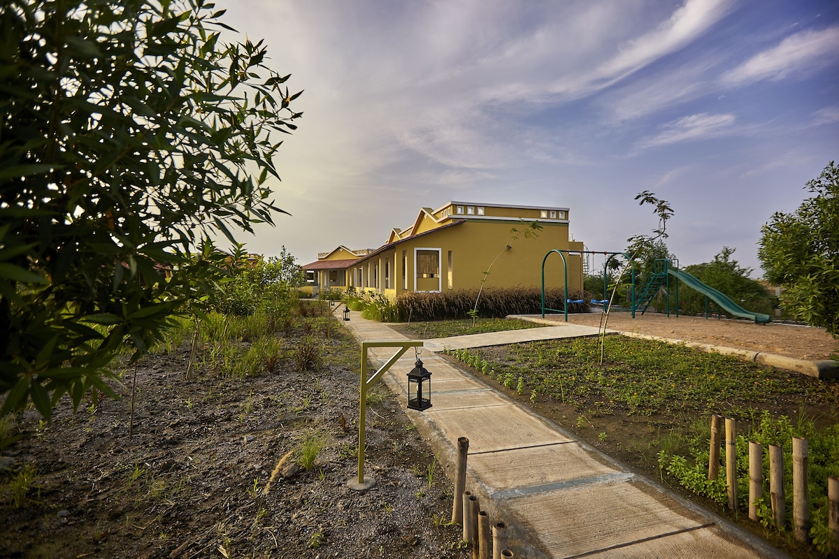 Blackbuck Safari Lodge (Deluxe Room) image 6