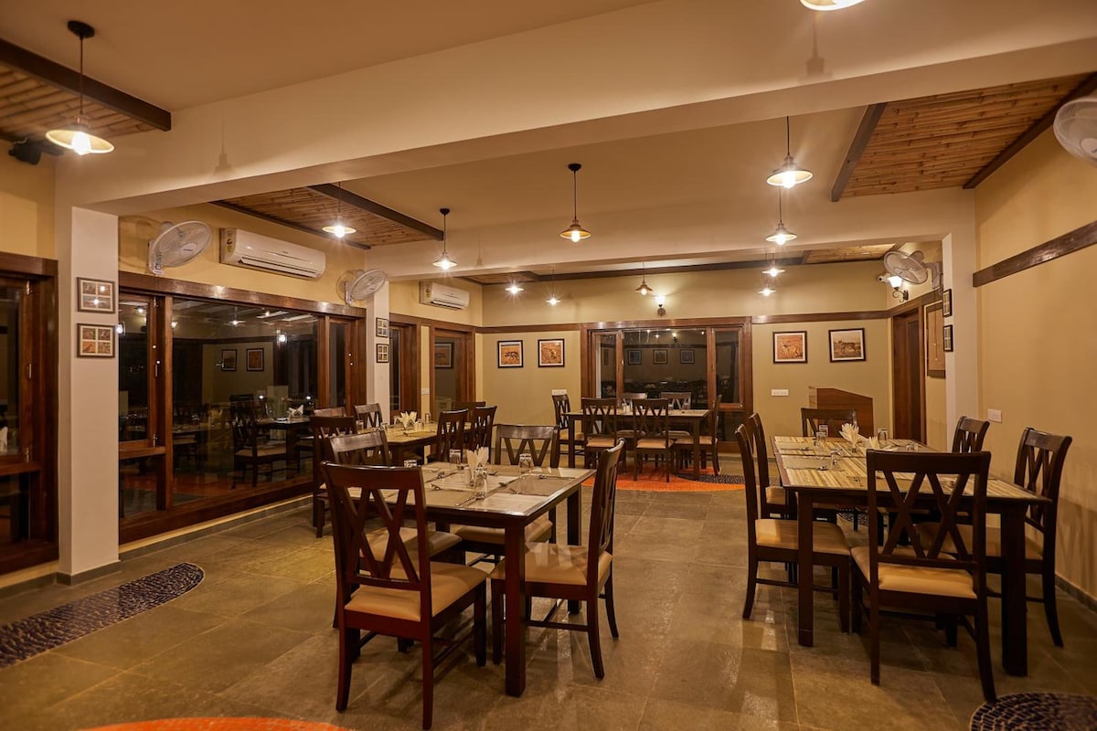 Blackbuck Safari Lodge (Deluxe Room) image 7