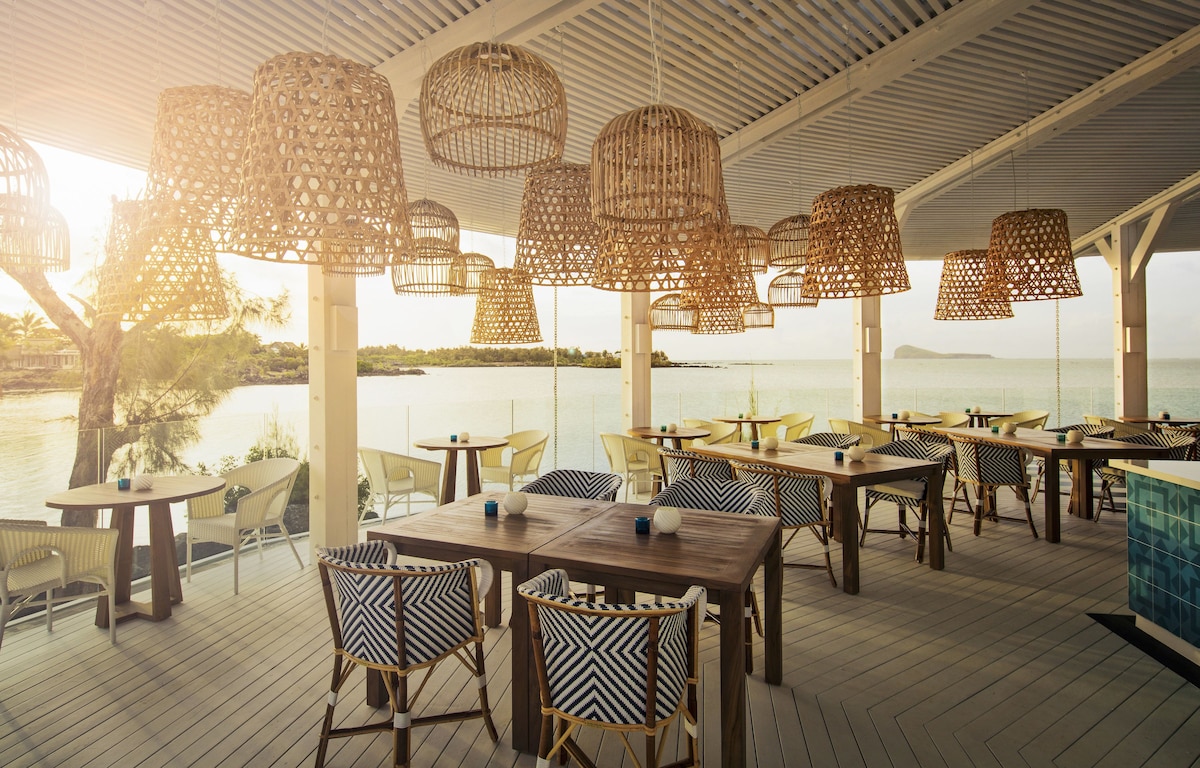 Lux Gaube Resort & Villas (Prestige Junior Suite)
 image 5