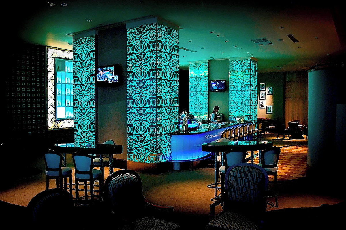 JW Marriott Hotel (Premier Suite) image 5