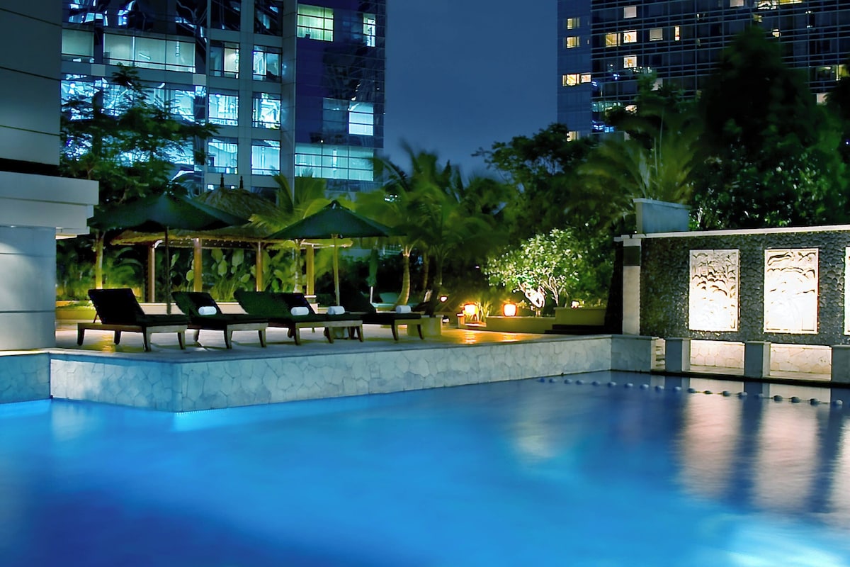 JW Marriott Hotel (Premier Suite) image 8