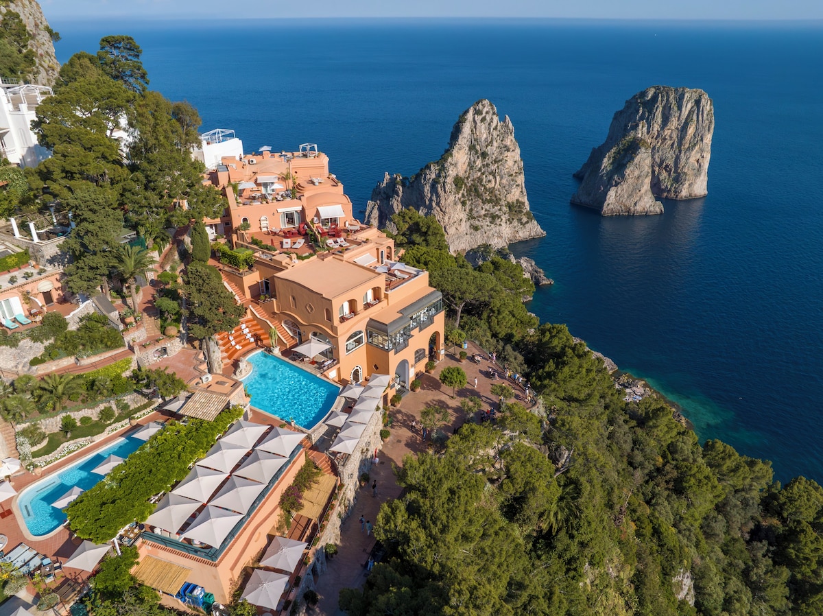 Hotel Punta Tragara (Junior Suite with Sea View) image 1