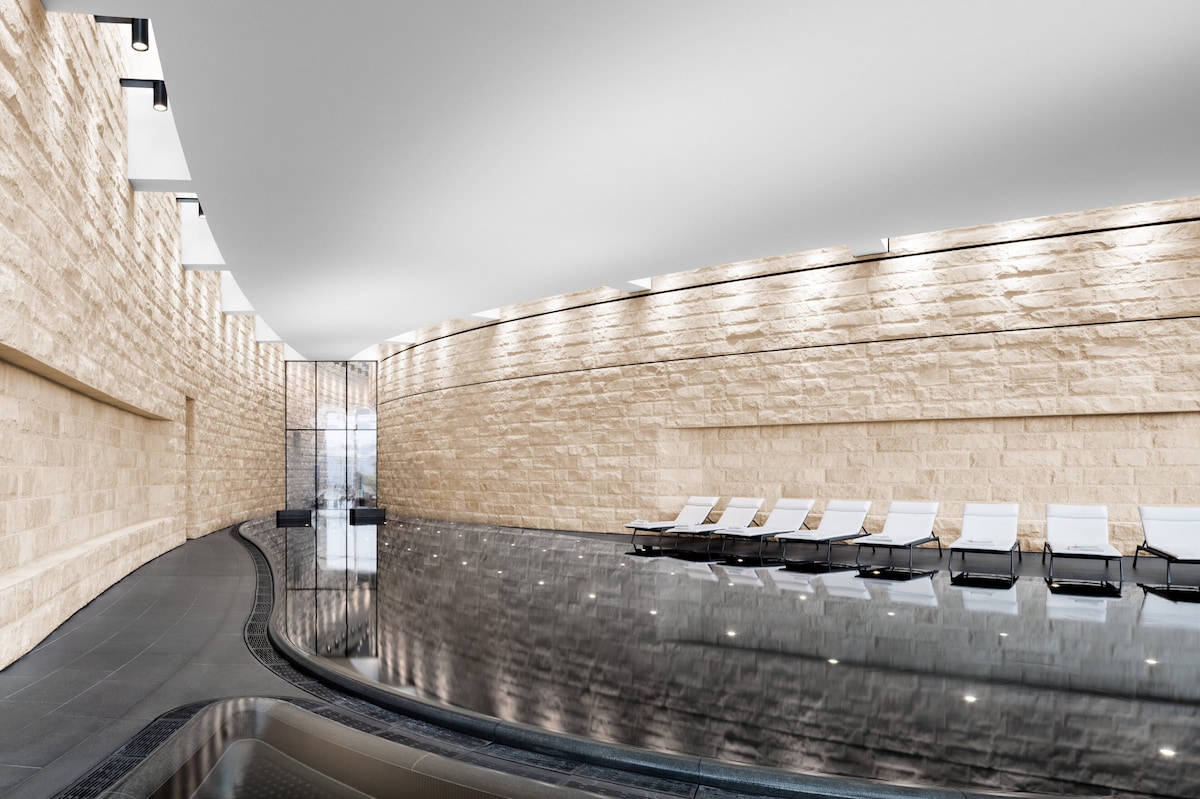 The Dolder Grand (Superior Room) image 8