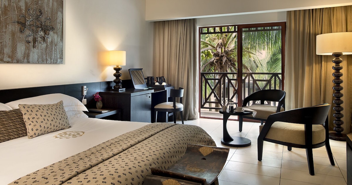 Labadi Beach Hotel (Double Room) image 3