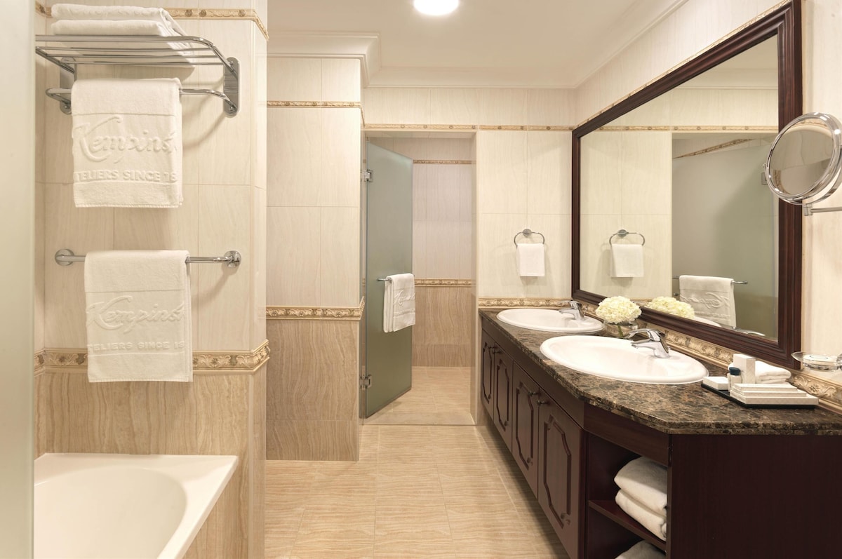 Kempinski Hotel (2 Bedroom Family Apartment) image 6