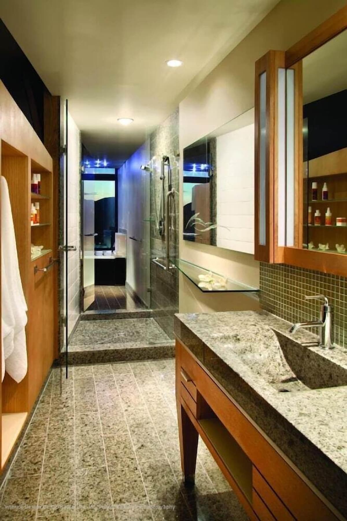 Sparkling Hill (Superior Queen Room) image 7