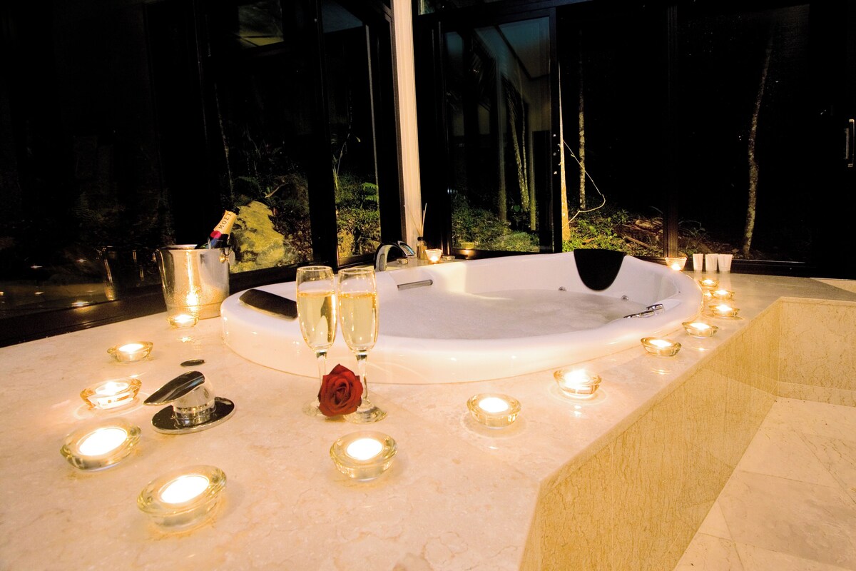 Crystal Creek (Villa with Private Pool) image 8