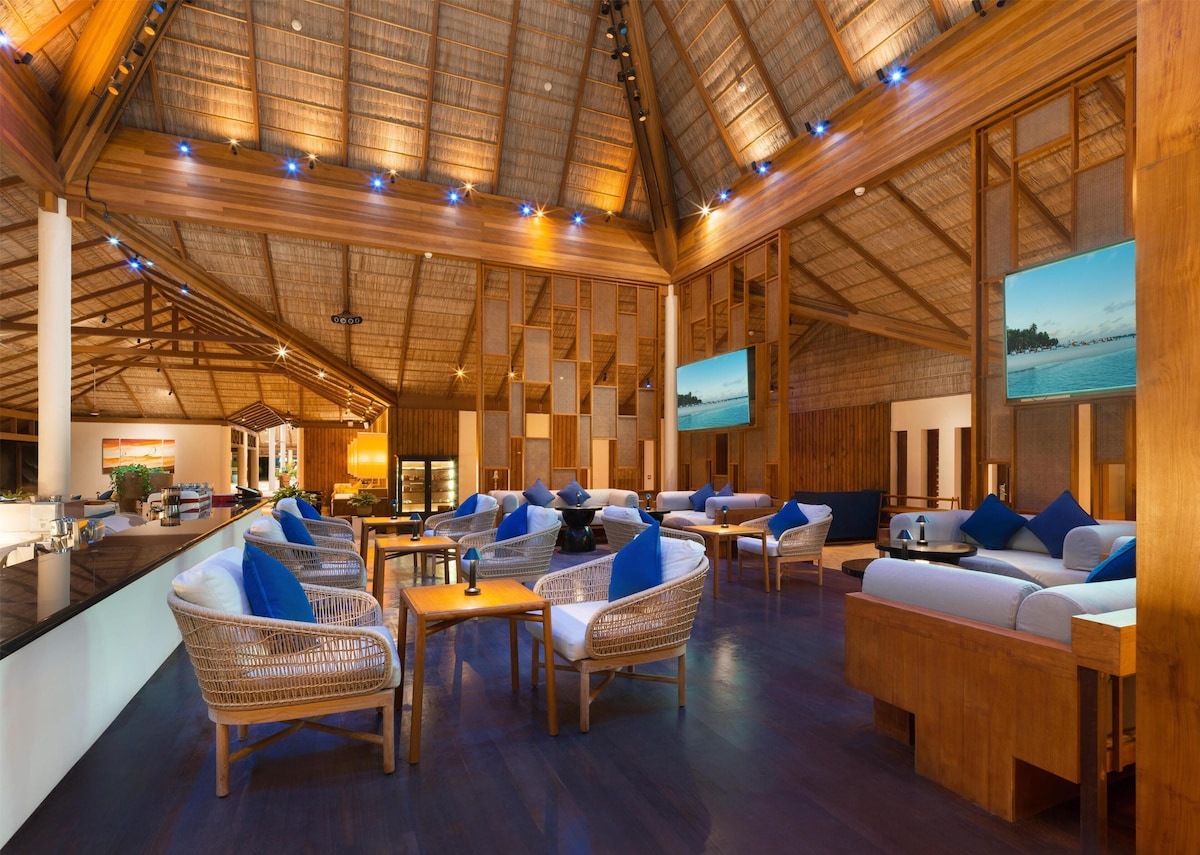 Conrad Maldives Rangali Island image 3
