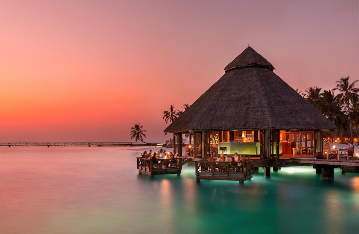 Conrad Maldives Rangali Island image 7
