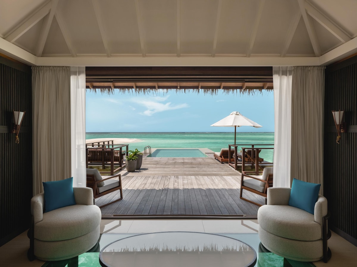 Conrad Maldives Rangali Island image 8