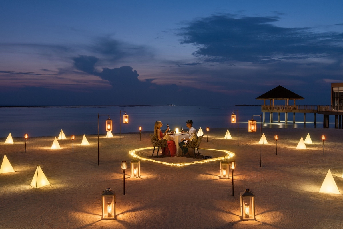 Le Meridien Maldives Resort & Spa image 5