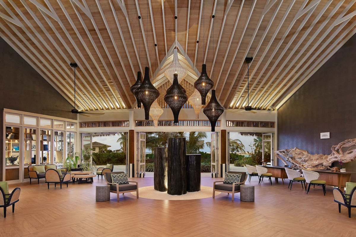 Le Meridien Maldives Resort & Spa image 6