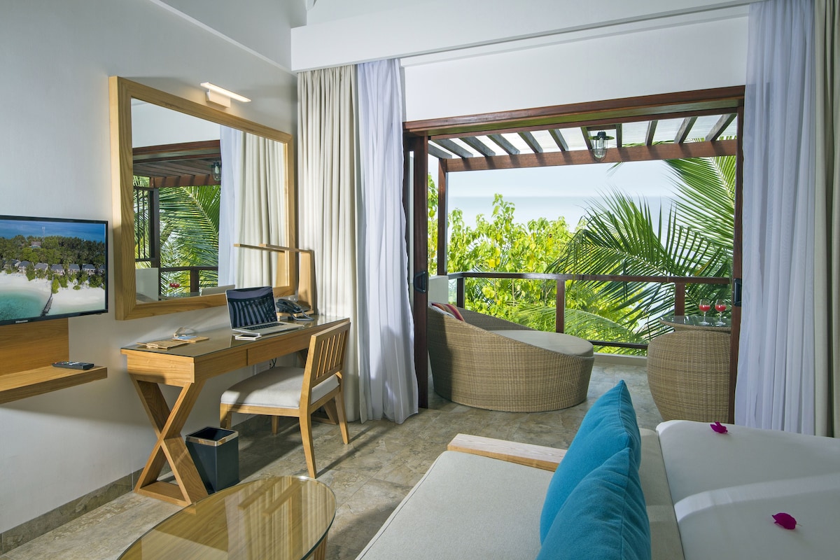 Summer Island Maldives image 5