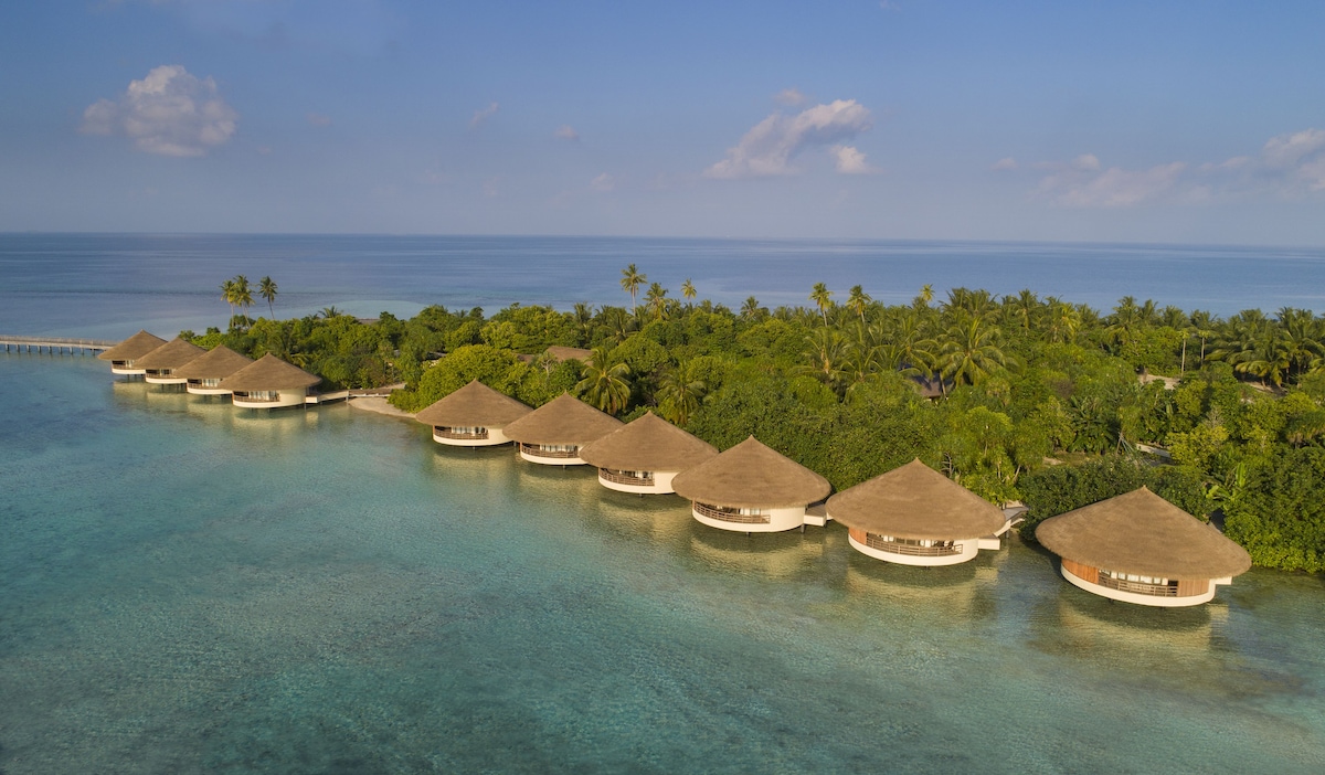The Residence Maldives at Dhigurah image 1