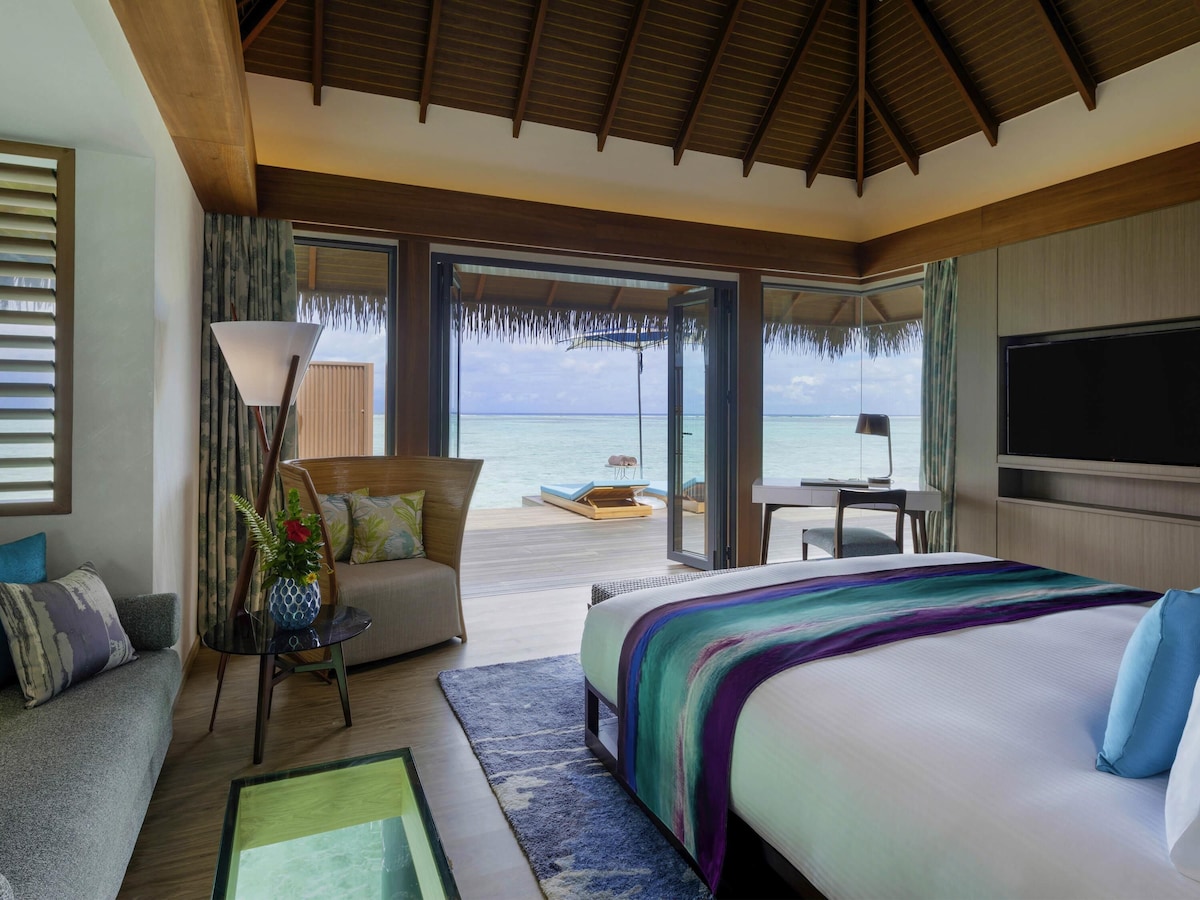Pullman Maldives Resort image 6