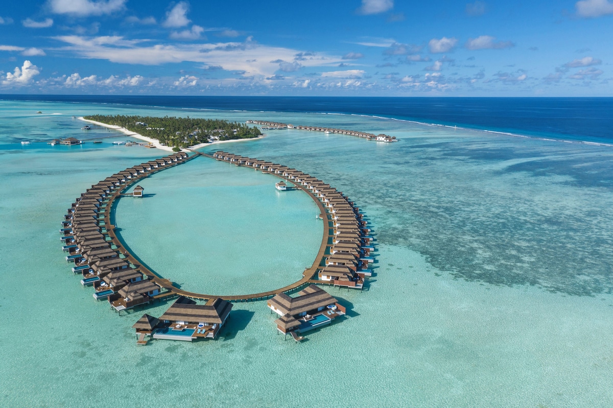 Pullman Maldives Resort image 9