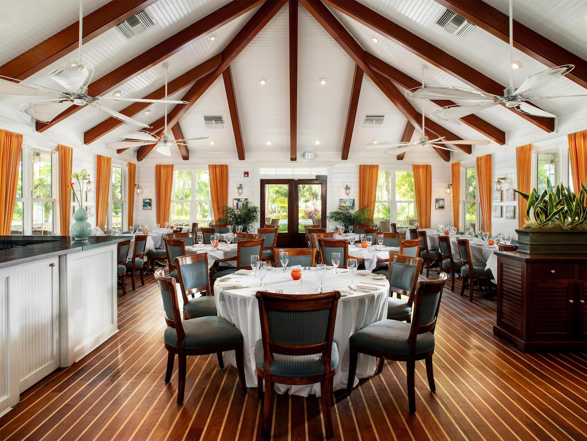 Tranquility Bay (Garden King Guestroom) image 8