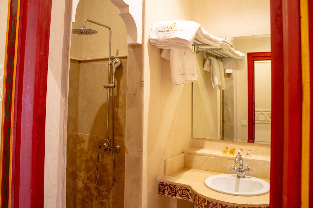 Borj Des Cascades (Deluxe Room)
 image 5