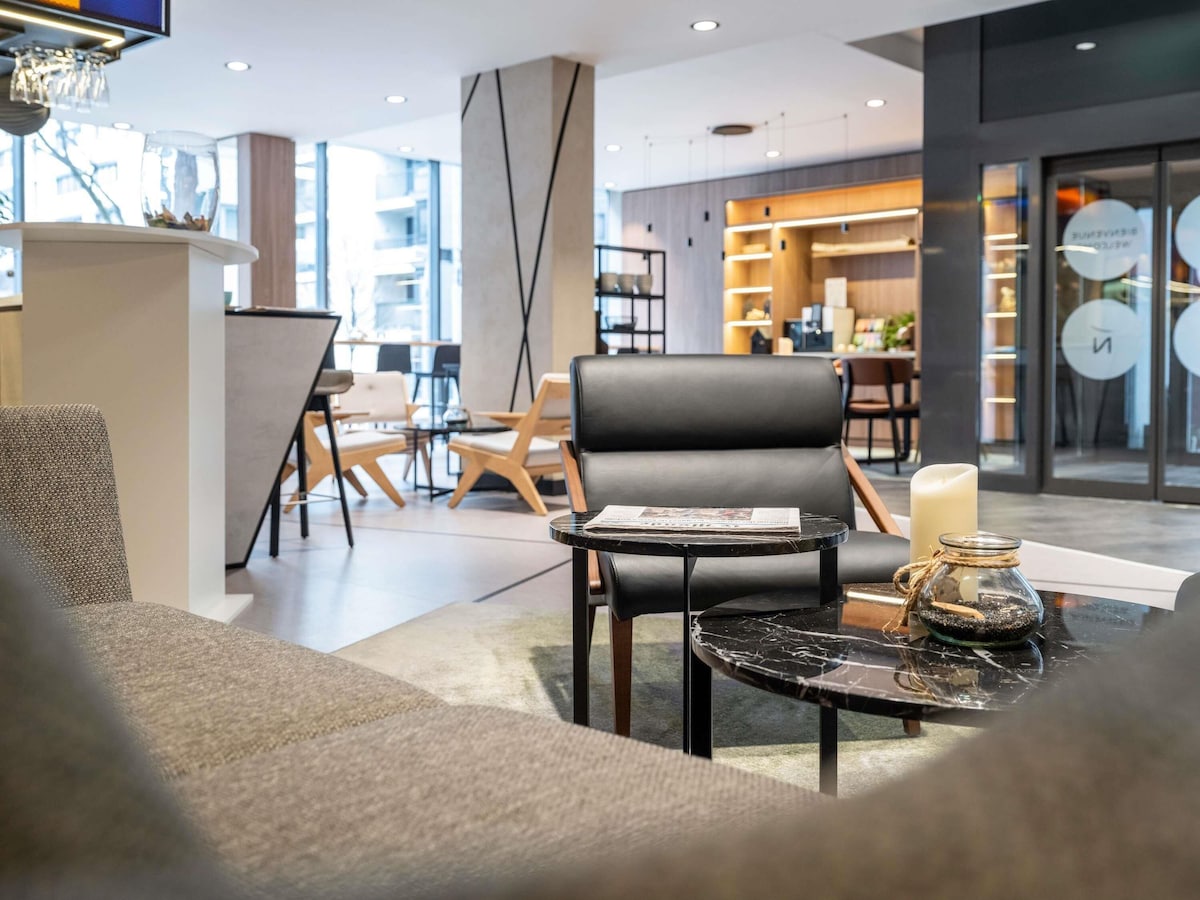 Novotel Suites Wien City Donau image 8