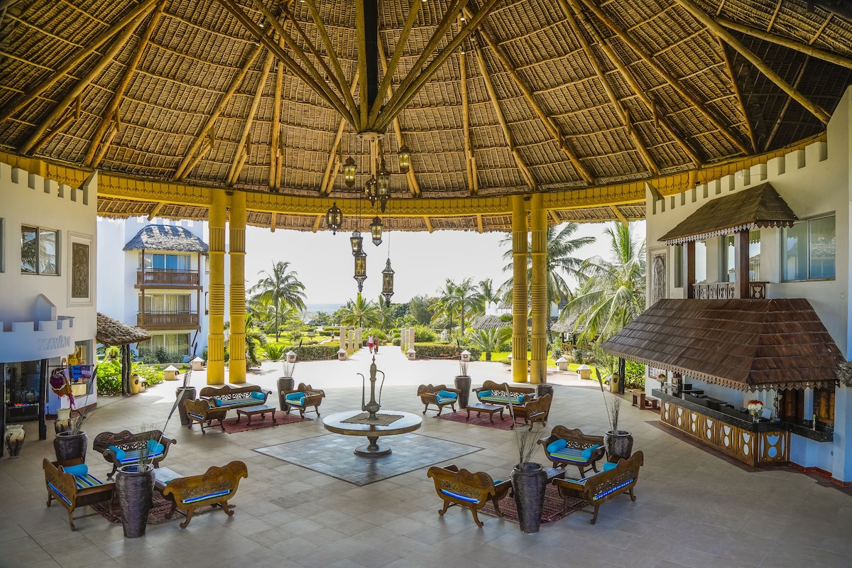 Royal Zanzibar (Presidential Suite)


 image 8