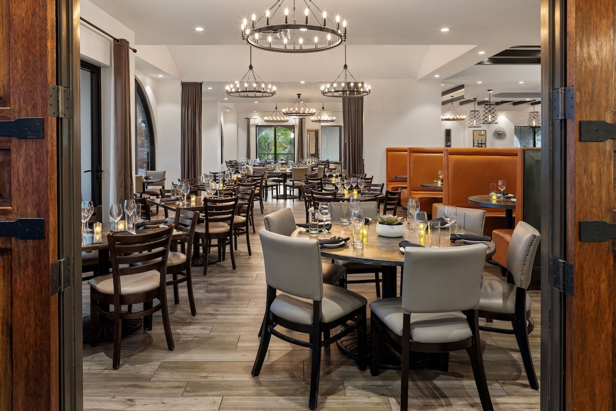 The Hotel Zamora (King Standard) image 9