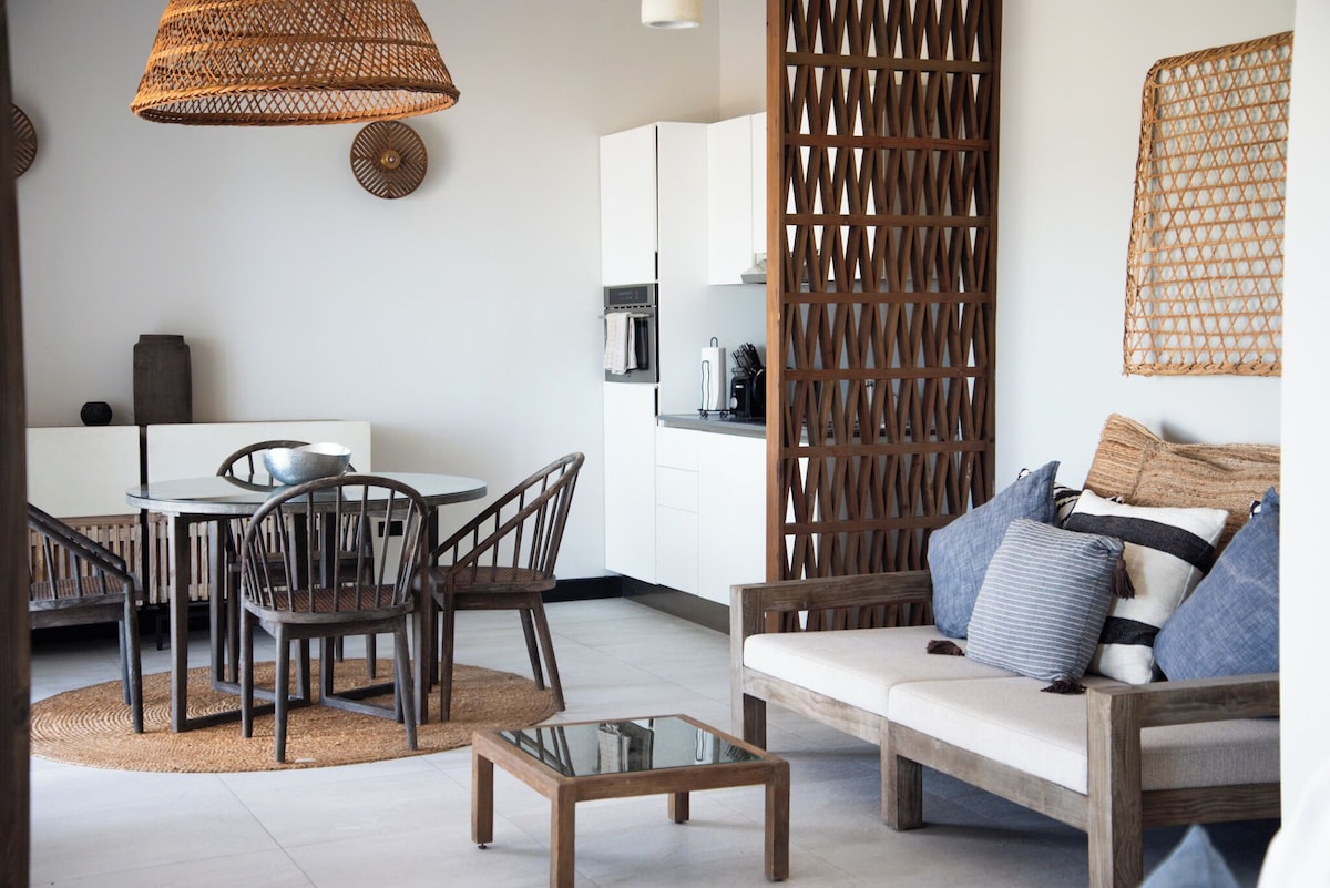 Tamarind Hills (Tamarind Studio) image 7