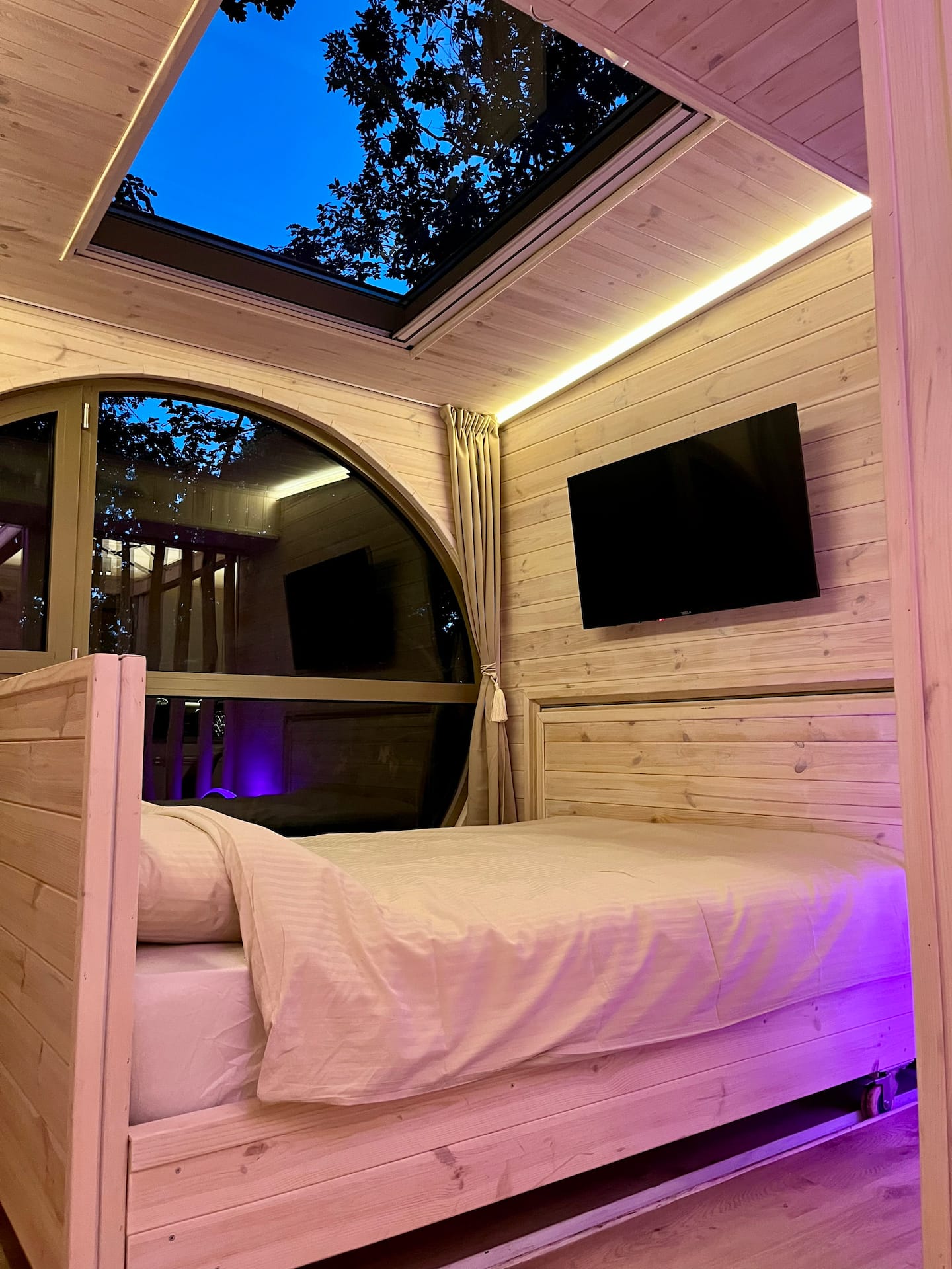 Furo Treehouse image 2