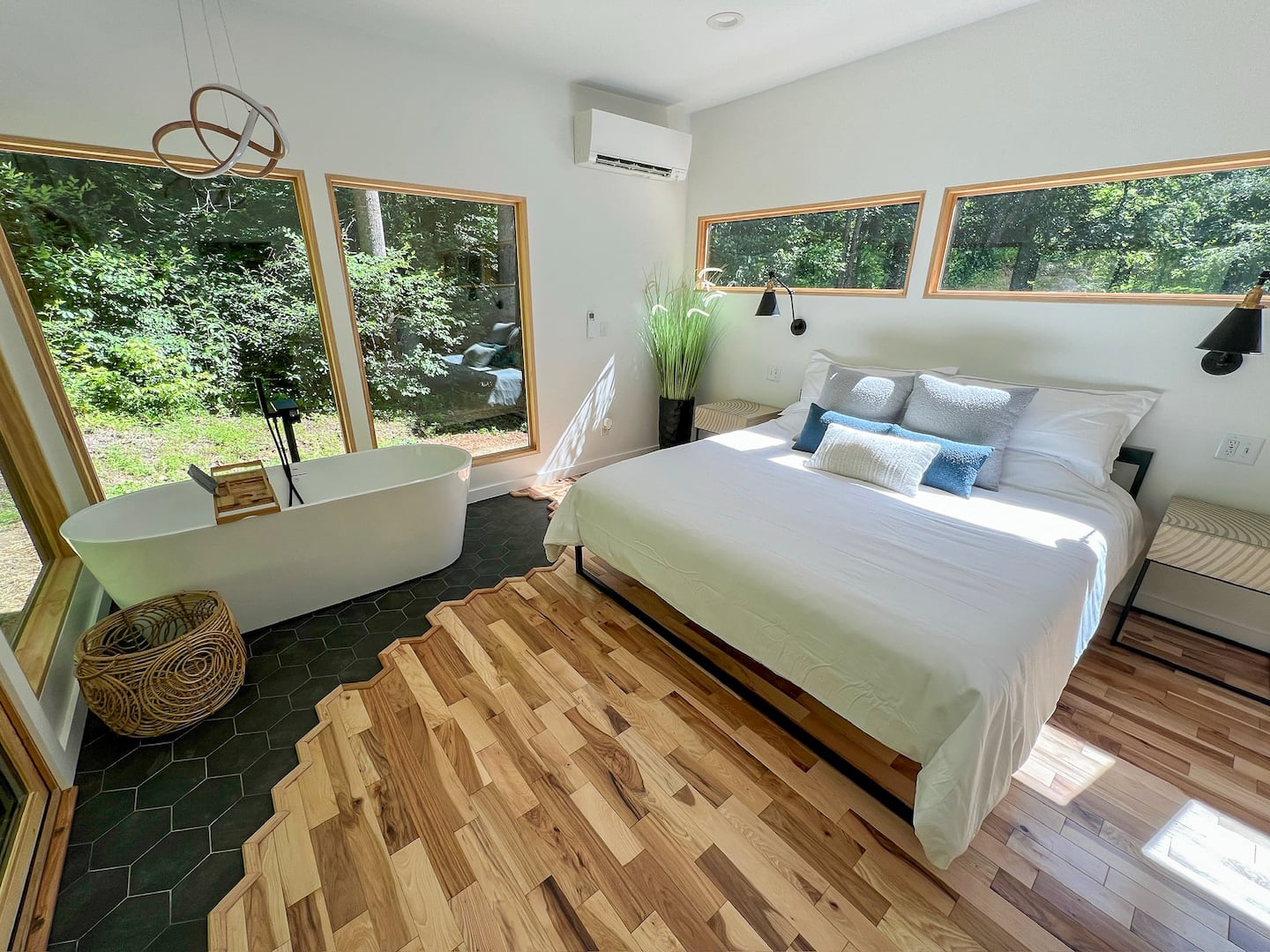 The Nest (Tiny home in Marshall) image 3