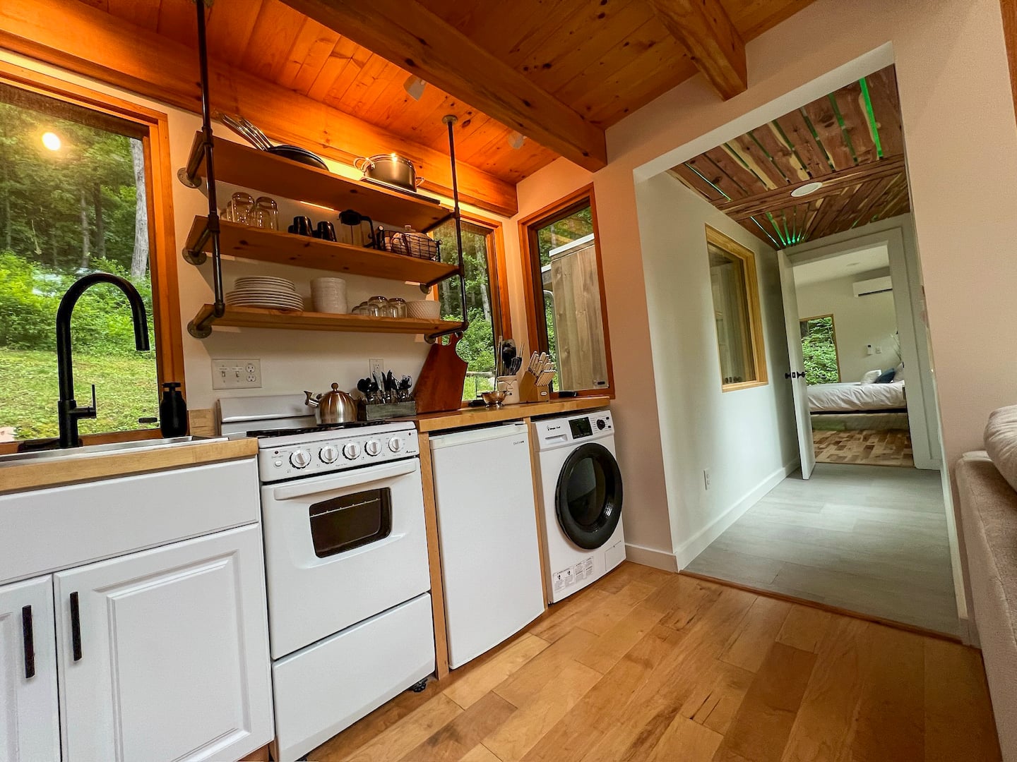 The Nest (Tiny home in Marshall) image 9