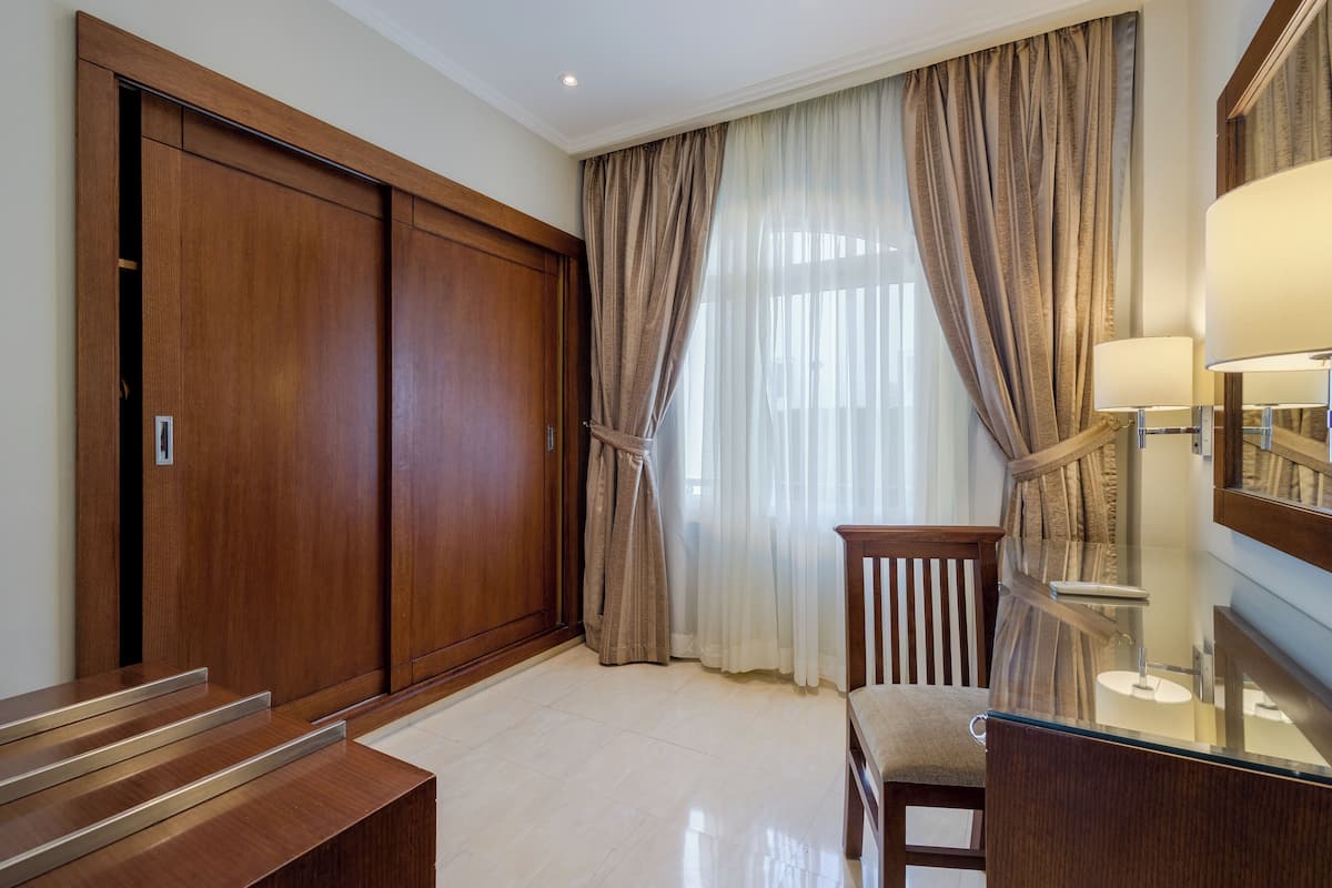 Premium Jacuzzi Suite, Sultan Gardens Resort
 image 3