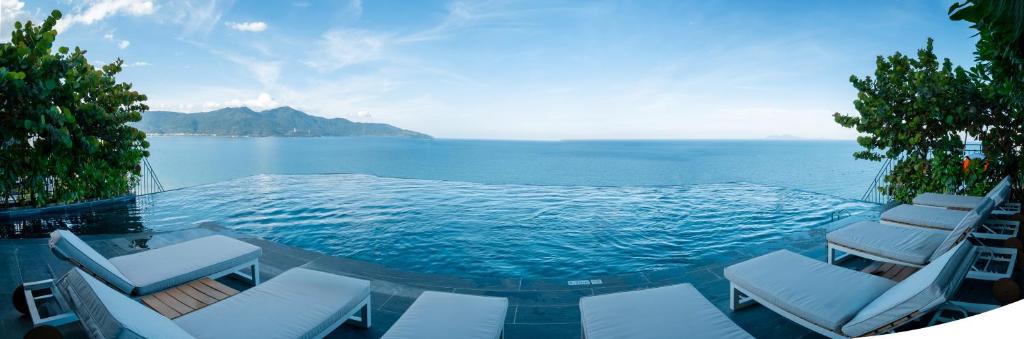 M Hotel Danang image 9