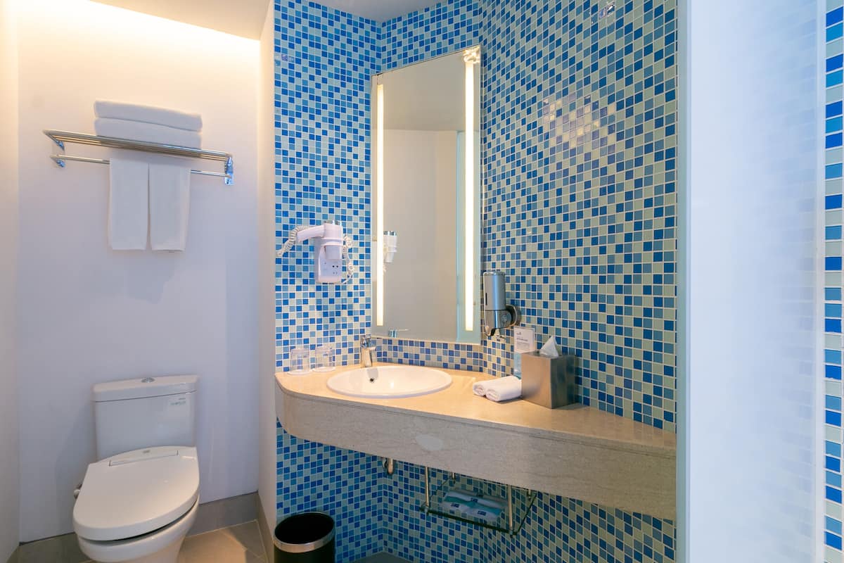 Family Room, Holiday Inn Express Baruna Bali image 4