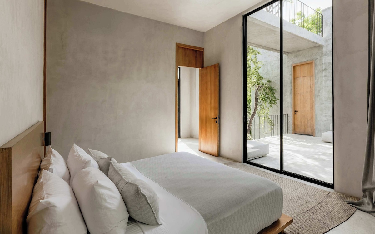 Casa Shalva | Tulum's Famous Minimalist Palace
 image 1