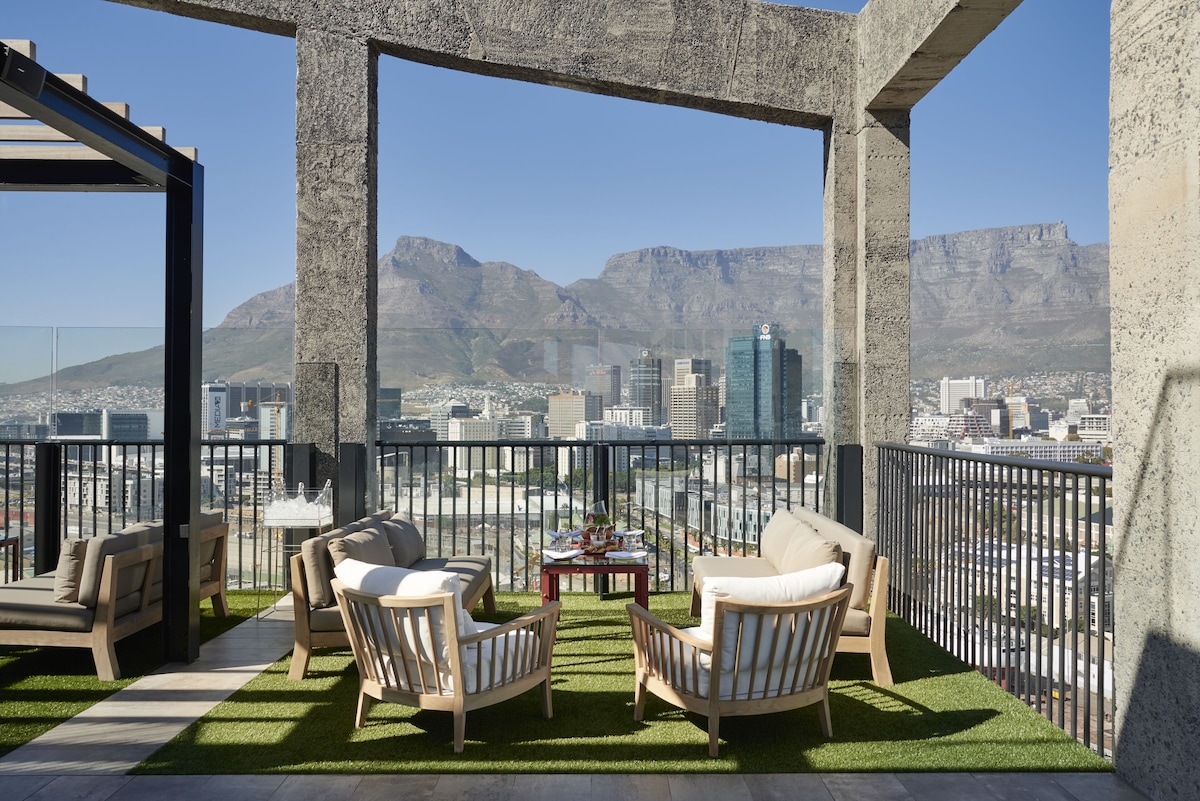 The Silo (Royal Suite) image 2