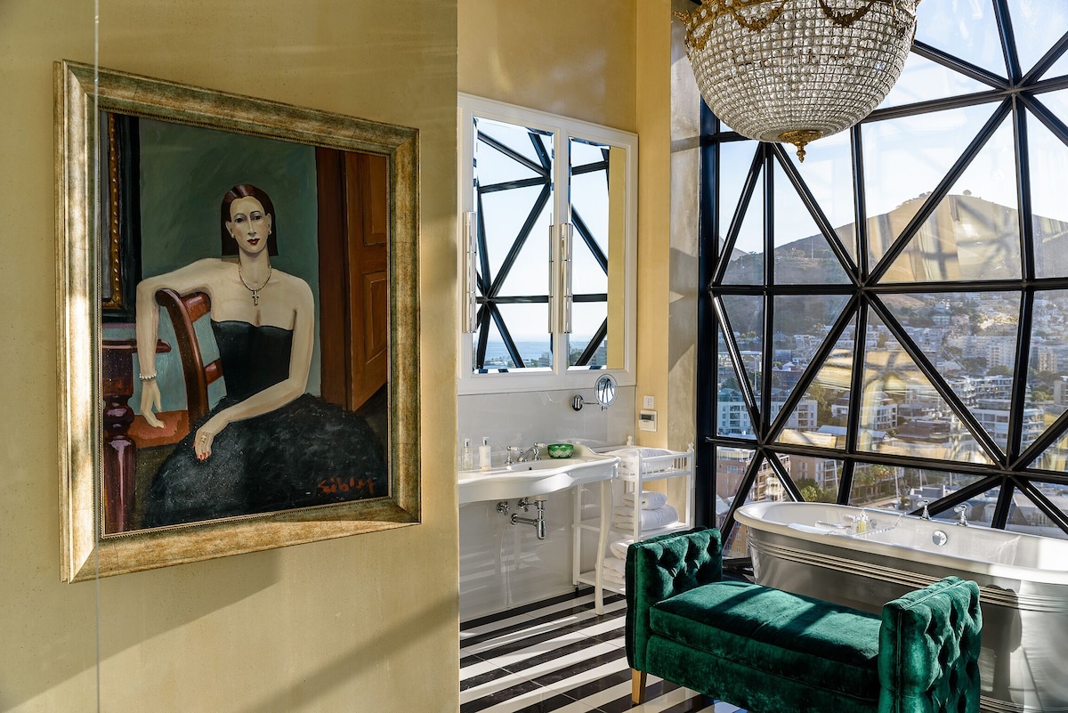 The Silo (Royal Suite) image 6