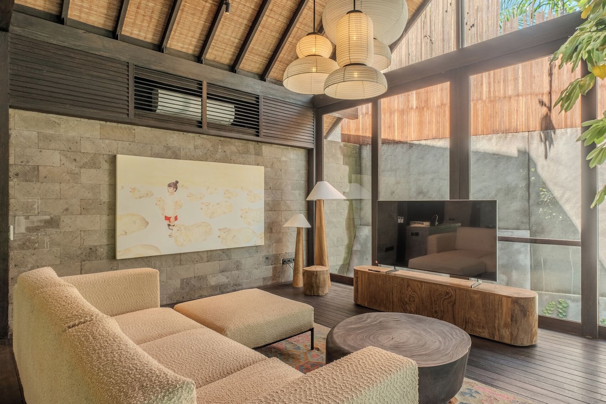 Executive Double Room, River View, Rumah Lituhayu
 image 1