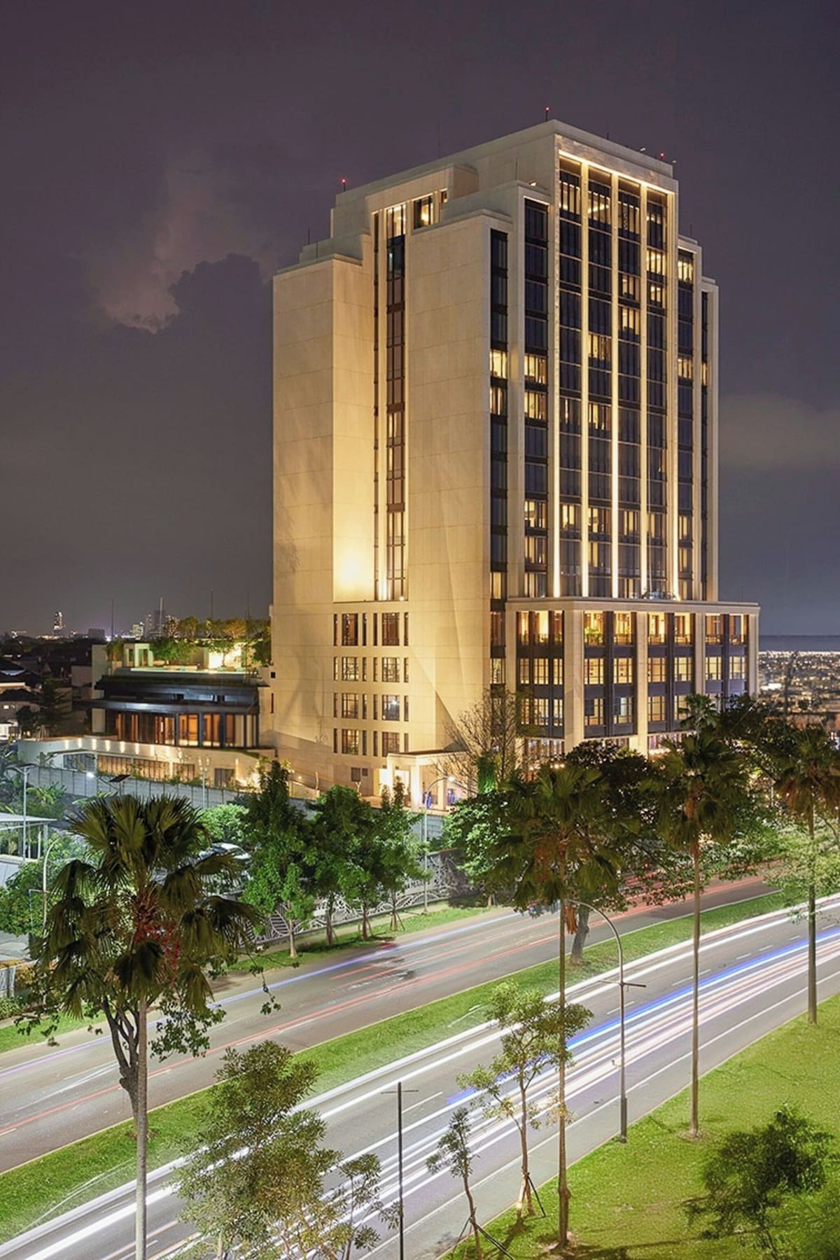 Tentrem Jakarta (Premiere Corner King) image 1