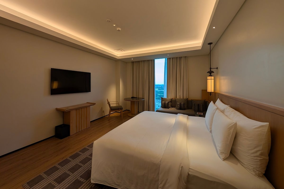 Tentrem Jakarta (Premiere Corner King) image 4