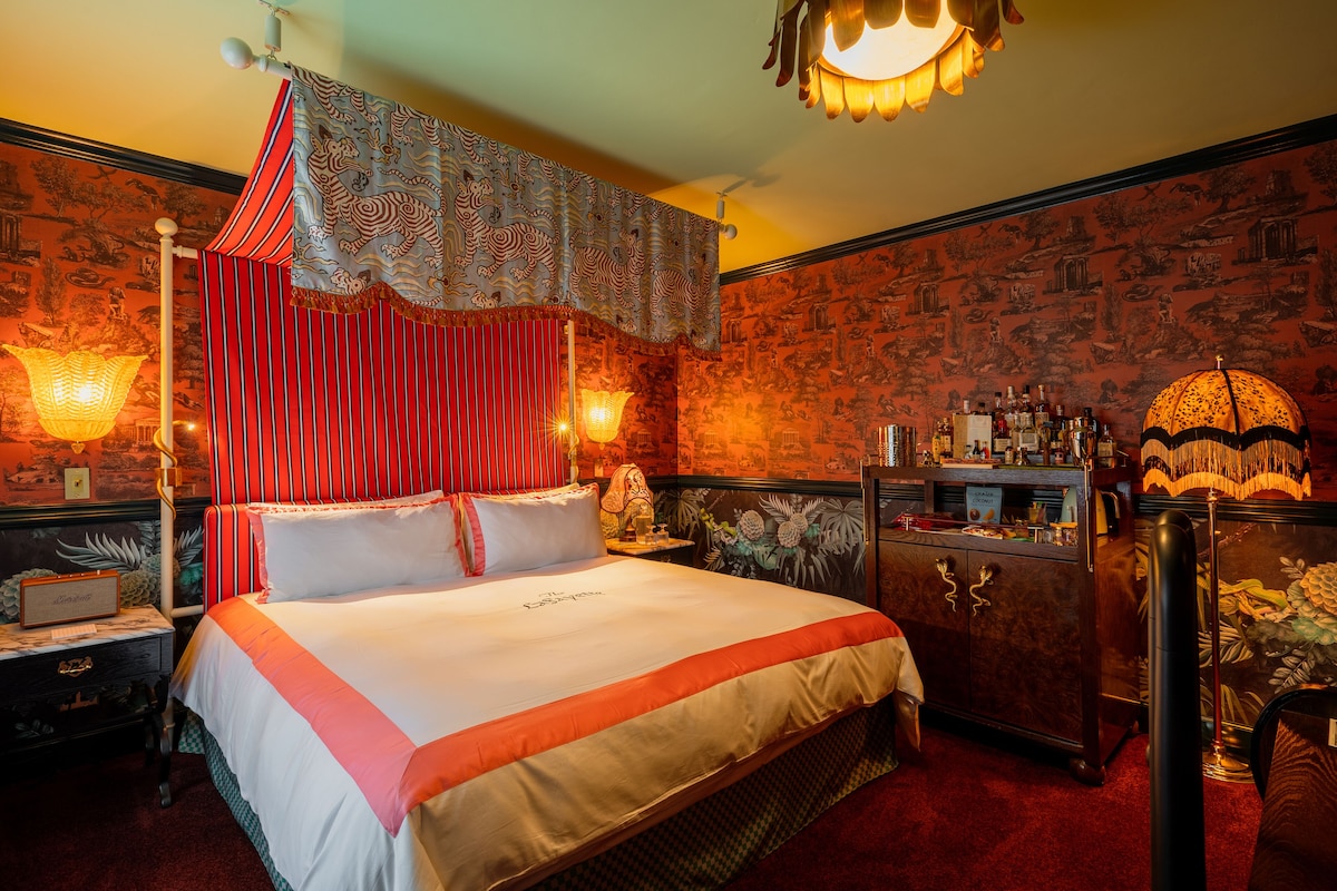 The Lafayette (Double Room) image 3
