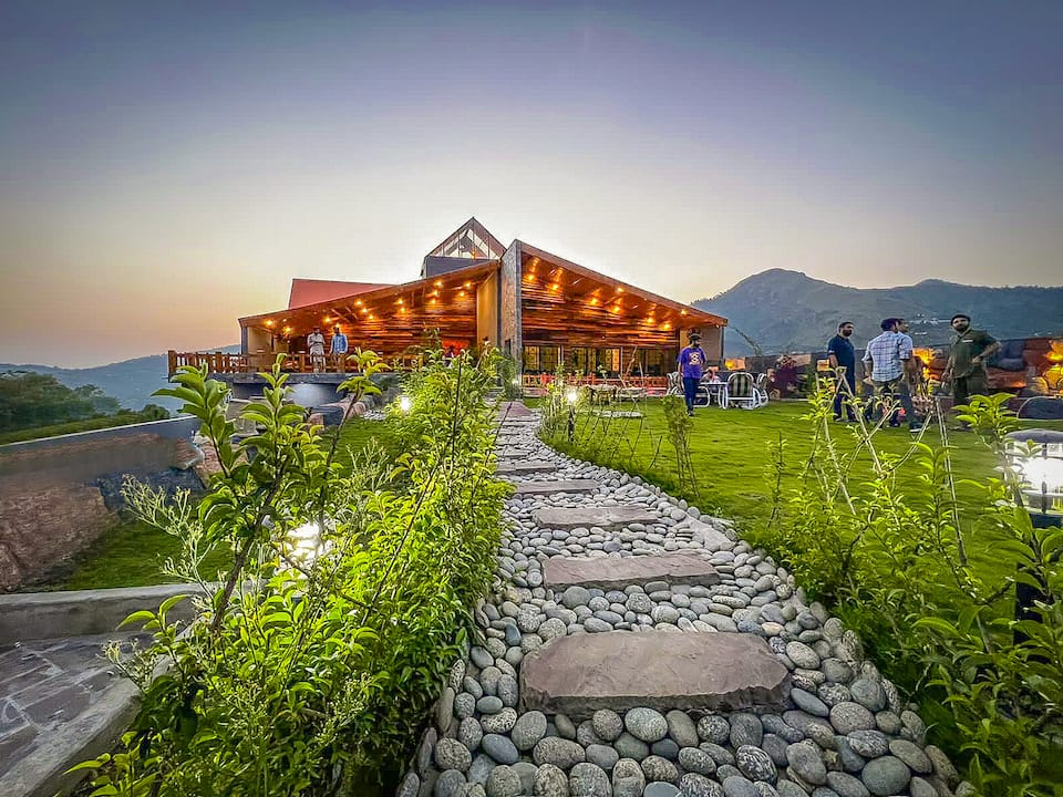 Pantara Farm House Murree image 1