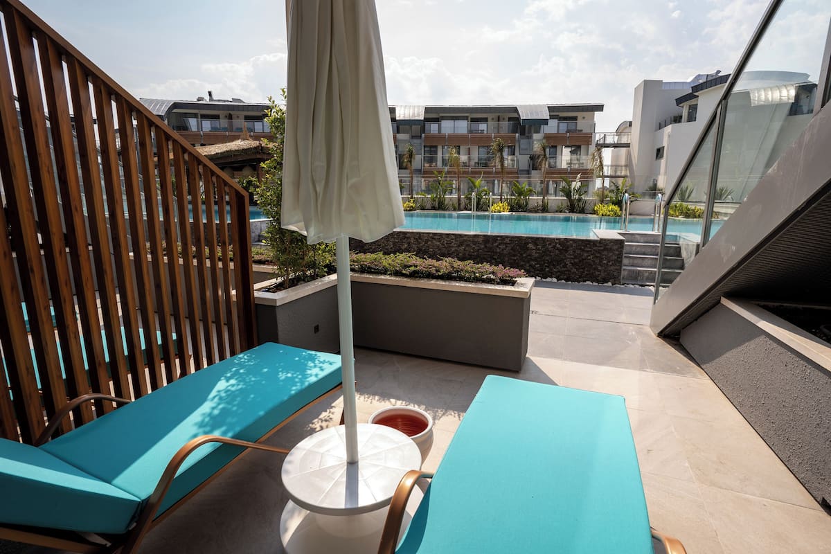 Liberty Fabay Large Room Pool Direct Access image 2