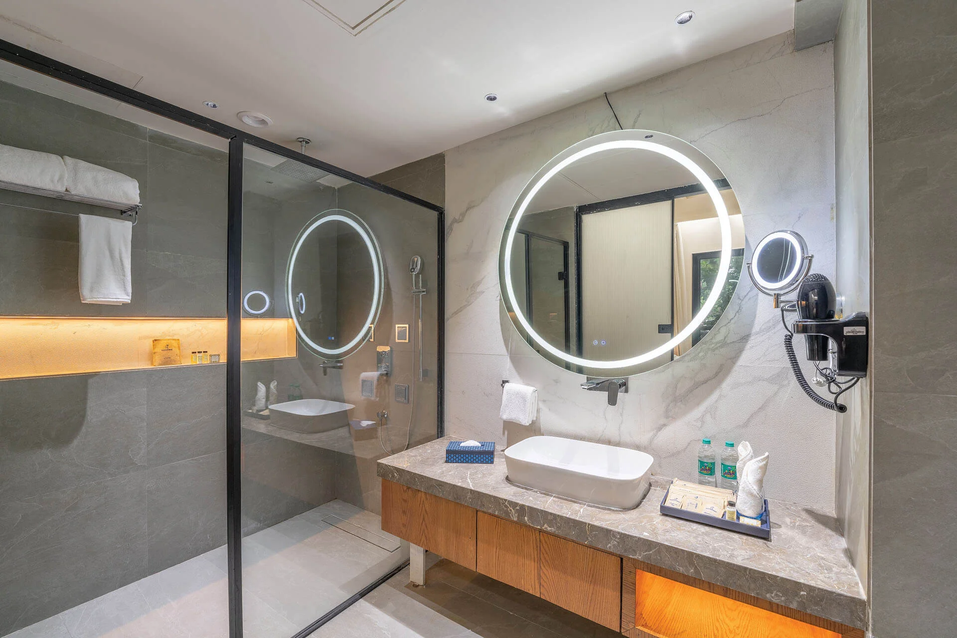 Kananwas Resort (Room with Mountain View) image 6