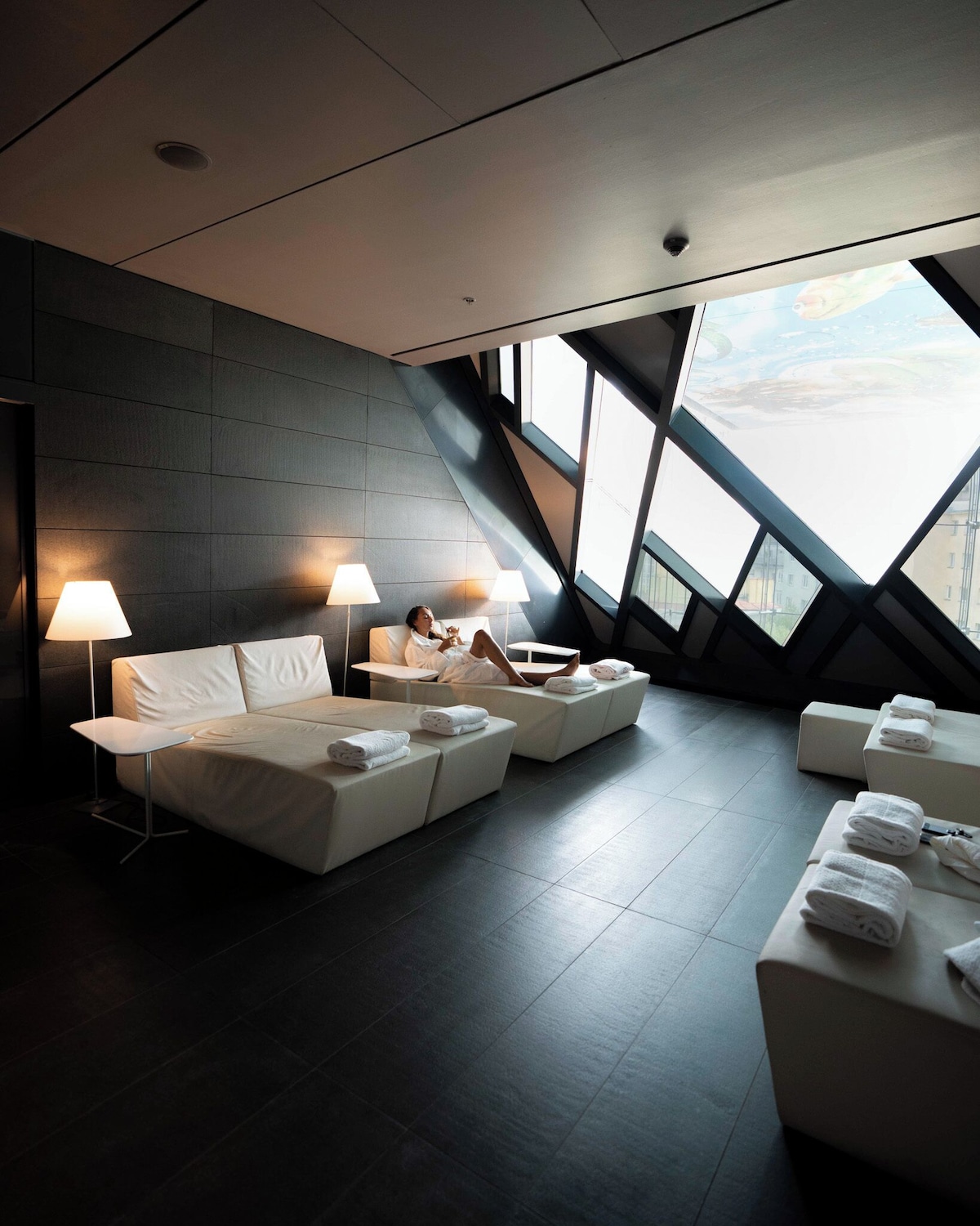 Black Deluxe Suite SO/ Vienna image 8