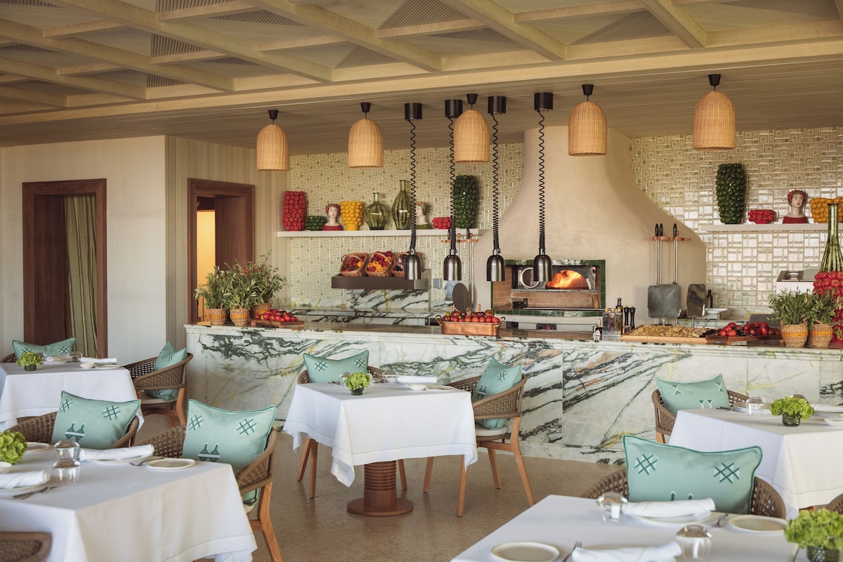 Royal Mansour Tamuda Bay (Deluxe Suite) image 6