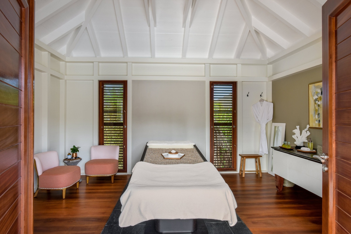 Rosewood Le Guanahani  (Garden View Pool Suite) image 9