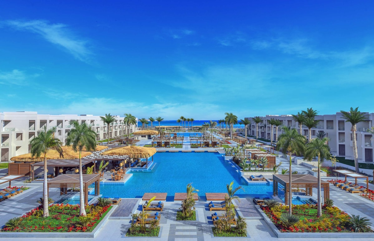 Steigenberger Resort Ras Soma (Royal Suite) image 1