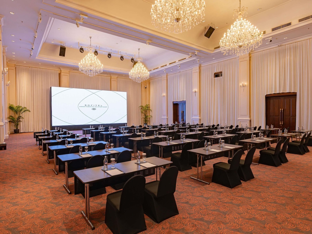 Sofitel Angkor Phokeethra (King Room) image 4